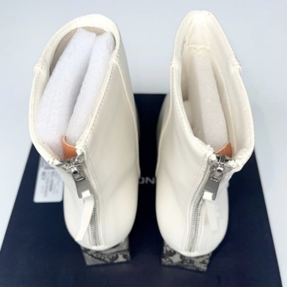 Chic White Ankle Boots with Snakeskin Block Heel - Picture 3 of 8